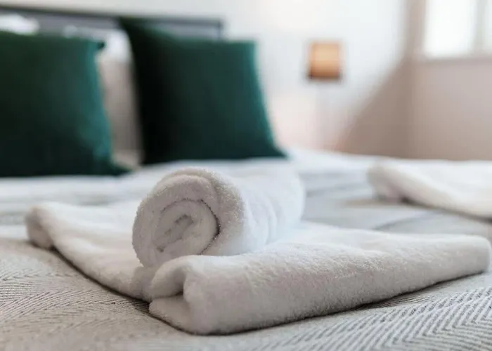 Lovely 1 Bed Apartment In Manchester - Sleeps 2